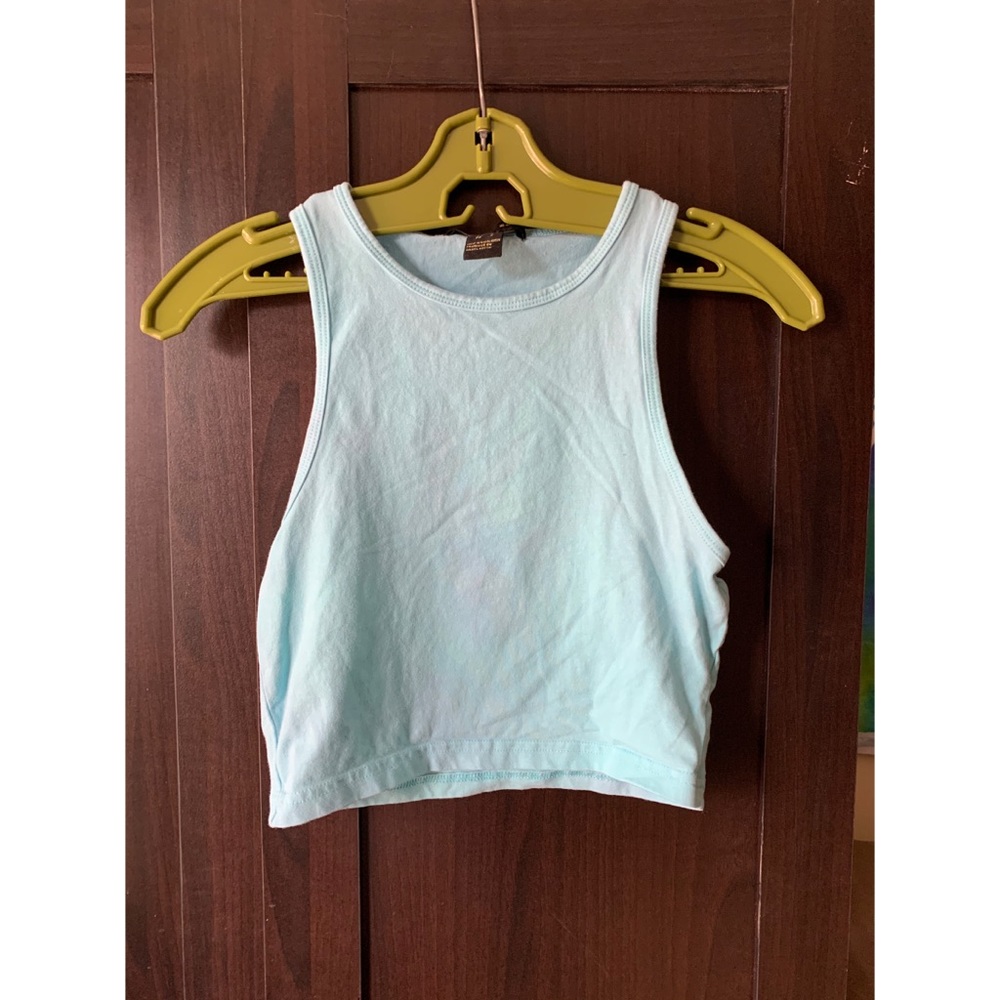 Sleeveless Crop Top
